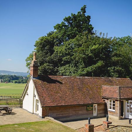 Cowdray Lodge ミッドハースト エクステリア 写真